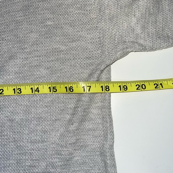 American Eagle Light Gray Waffle Knit Pullover Sweater Small Women’s - Picture 6 of 10